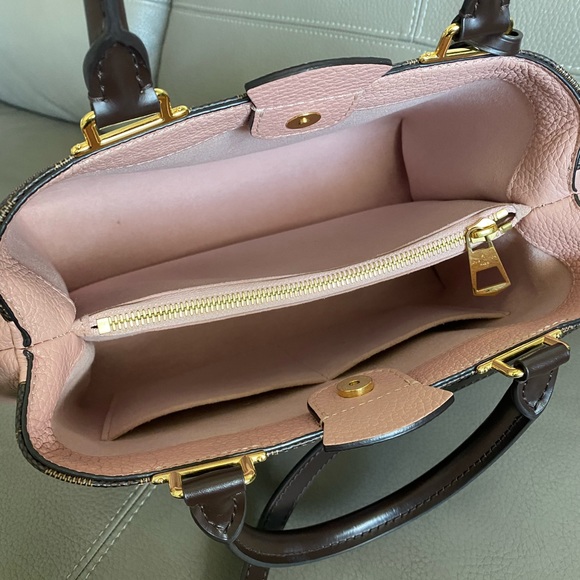 Louis Vuitton Ebene Brittany Bag - Picture 11 of 14